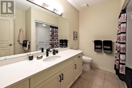 4100 Gallaghers Parkland Drive Unit# 18, Kelowna, BC - Indoor Photo Showing Bathroom