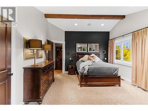 905 Edward Street, Revelstoke, BC - Indoor Photo Showing Bedroom