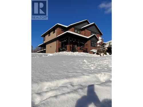 905 Edward Street, Revelstoke, BC - Outdoor