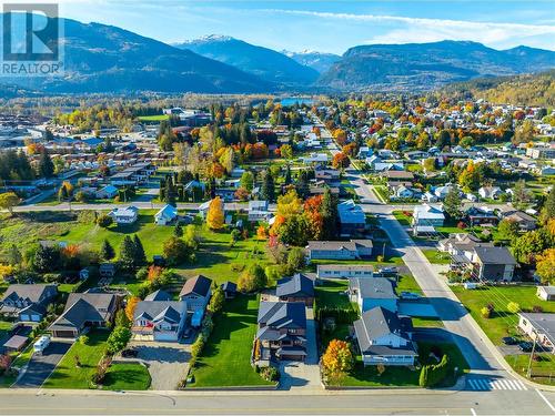 905 Edward Street, Revelstoke, BC - Outdoor With View