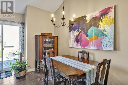 1848 Cora Drive, Cavan Monaghan, ON - Indoor Photo Showing Dining Room