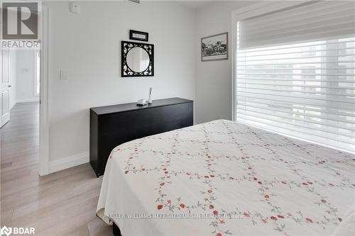 309 - 295 Cundles Road E, Barrie, ON - Indoor Photo Showing Bedroom