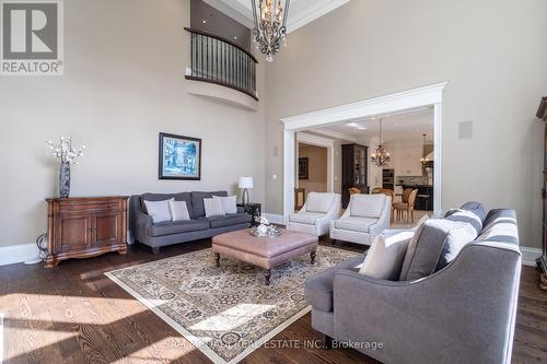 1502 Gregwood Road, Mississauga, ON - Indoor Photo Showing Living Room