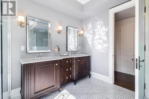 1502 Gregwood Road, Mississauga, ON - Indoor Photo Showing Bathroom