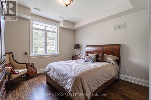 1502 Gregwood Road, Mississauga, ON - Indoor Photo Showing Bedroom