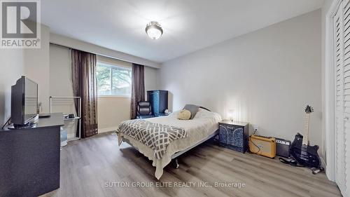 321 Lara Wood, Mississauga, ON - Indoor Photo Showing Bedroom