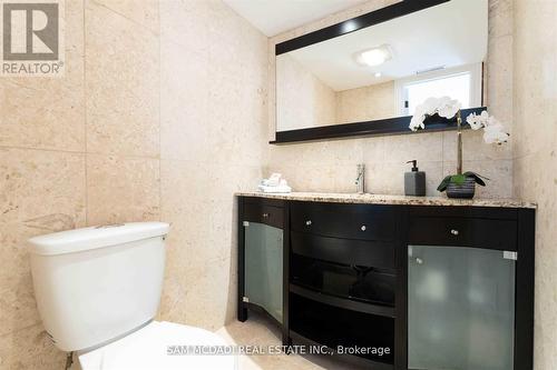 1779 Fifeshire Court, Mississauga, ON - Indoor Photo Showing Bathroom