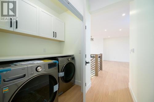 1725 Balsam Place, Kamloops, BC - Indoor Photo Showing Laundry Room