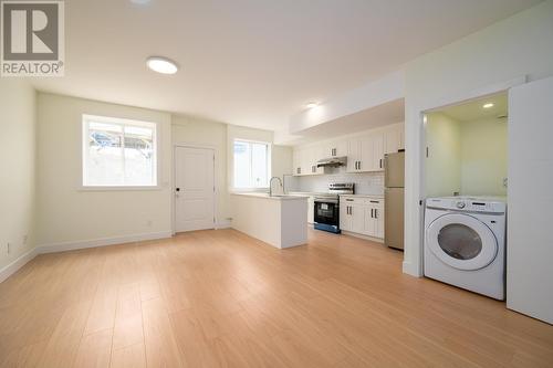 1725 Balsam Place, Kamloops, BC - Indoor Photo Showing Laundry Room