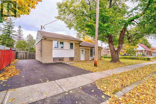 56 Blaisdale Road, Toronto, ON - Outdoor