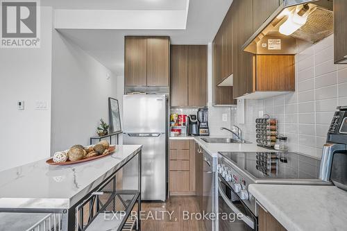 404 - 20 Orchid Place Drive, Toronto, ON - Indoor Photo Showing Kitchen