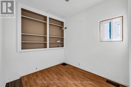 97 N Woodrow Boulevard, Toronto, ON - Indoor Photo Showing Other Room