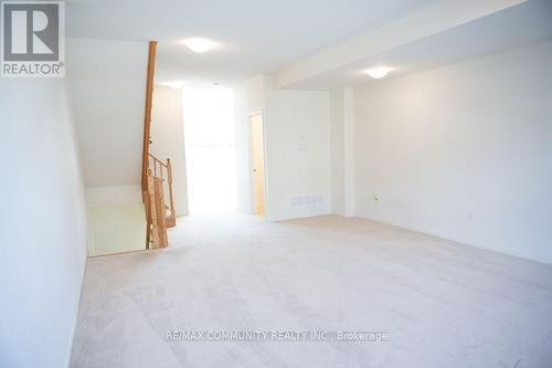 1424 Coral Springs Path, Oshawa, ON - Indoor Photo Showing Other Room