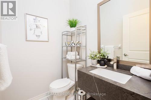 126 Barrow Avenue, Bradford West Gwillimbury, ON - Indoor Photo Showing Bathroom