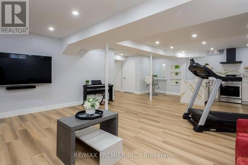 126 Barrow Avenue, Bradford West Gwillimbury, ON - Indoor Photo Showing Gym Room