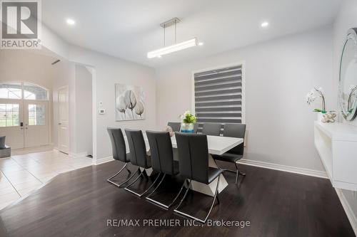 126 Barrow Avenue, Bradford West Gwillimbury, ON - Indoor Photo Showing Dining Room