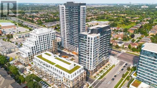 1525 - 7950 Bathurst Street, Vaughan, ON - Outdoor With View