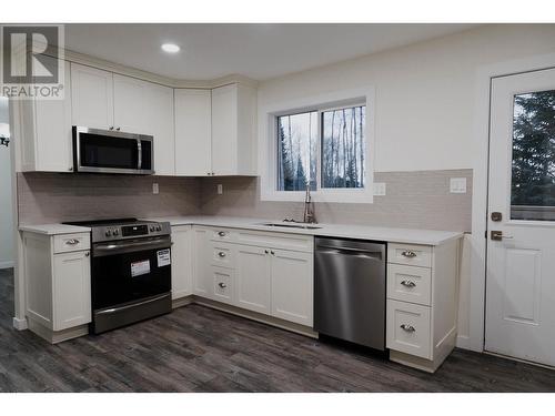 9685 Mossman Road, Prince George, BC - Indoor Photo Showing Kitchen