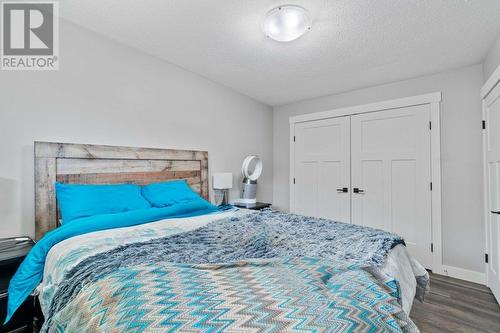 811 21 Street Ne, Salmon Arm, BC - Indoor Photo Showing Bedroom