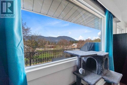 811 21 Street Ne, Salmon Arm, BC - Outdoor With Exterior