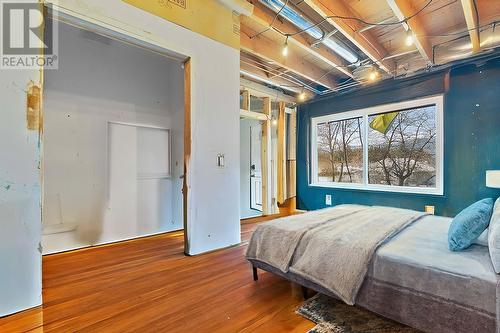 811 21 Street Ne, Salmon Arm, BC - Indoor Photo Showing Bedroom