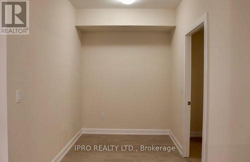 514 - 3200 William Coltson Avenue, Oakville, ON - Indoor Photo Showing Other Room