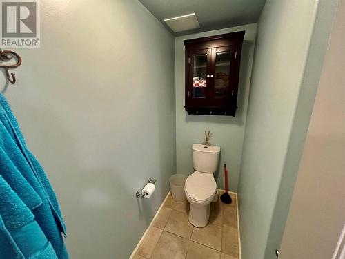 1130 Riverside Avenue Unit# 24, Sicamous, BC - Indoor Photo Showing Bathroom