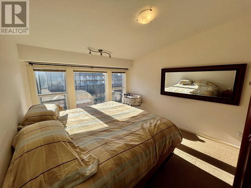 1130 Riverside Avenue Unit# 24, Sicamous, BC - Indoor Photo Showing Bedroom