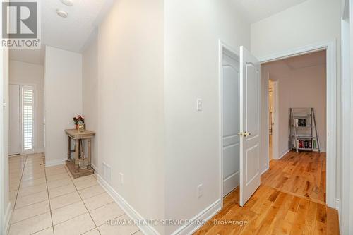 32 Calliandra Trail, Brampton, ON - Indoor Photo Showing Other Room