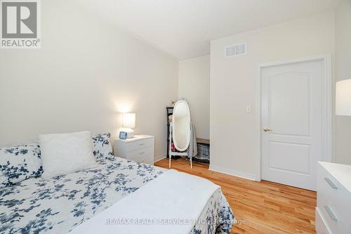 32 Calliandra Trail, Brampton, ON - Indoor Photo Showing Bedroom