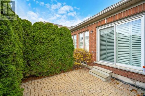 32 Calliandra Trail, Brampton, ON - Outdoor