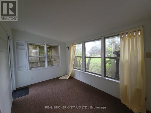 599 Bush Street, Caledon, ON - Indoor Photo Showing Other Room