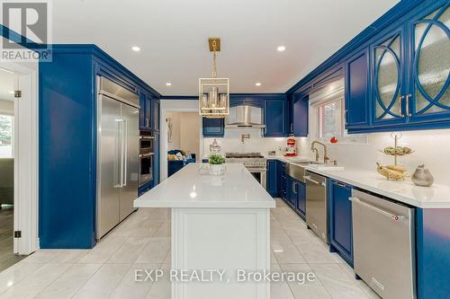 16786 Mount Wolfe Road, Caledon, ON - Indoor Photo Showing Kitchen