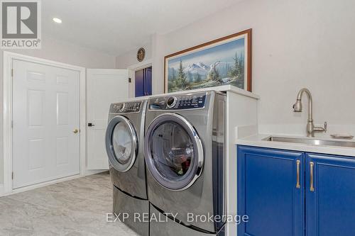 16786 Mount Wolfe Road, Caledon, ON - Indoor Photo Showing Laundry Room