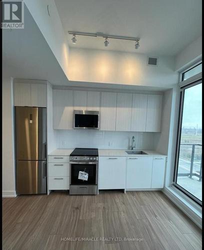 S0809 - 215 Veterans Drive, Brampton, ON - Indoor Photo Showing Kitchen