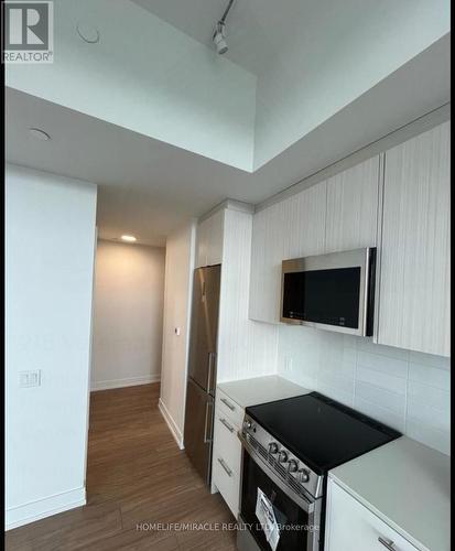 S0809 - 215 Veterans Drive, Brampton, ON - Indoor Photo Showing Kitchen