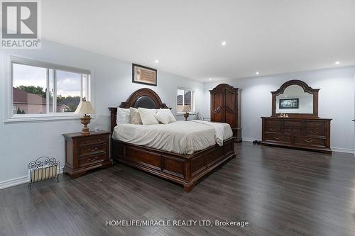 46 Amboise Crescent, Brampton, ON - Indoor Photo Showing Bedroom