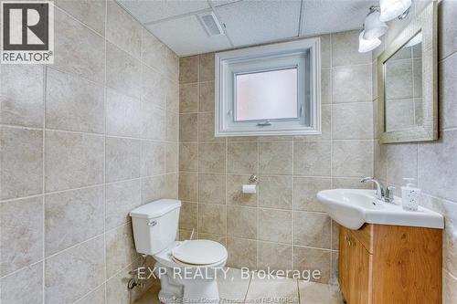 7 Debergh Avenue, Leamington, ON - Indoor Photo Showing Bathroom