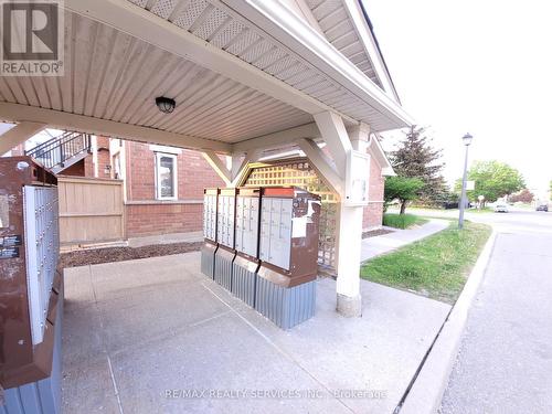 4 - 4620 Guildwood Way, Mississauga, ON - Outdoor With Exterior