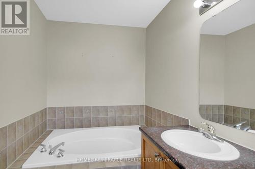 462 Citadel Crescent E, Barrhaven, ON - Indoor Photo Showing Bathroom