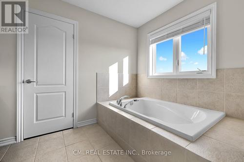 56 Pace Avenue, Brantford, ON - Indoor Photo Showing Bathroom