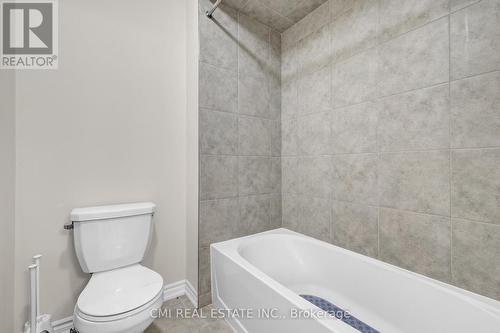 56 Pace Avenue, Brantford, ON - Indoor Photo Showing Bathroom