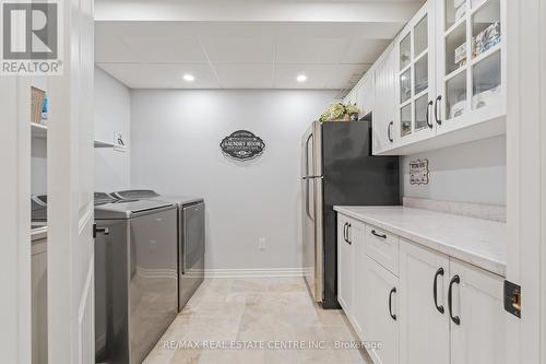 23 Hayleyvale Road, Caledon, ON - Indoor Photo Showing Laundry Room