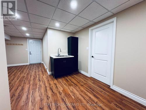 Entrance/Mudroom - Lower - 17 Bobolink Drive, Tillsonburg, ON - Indoor