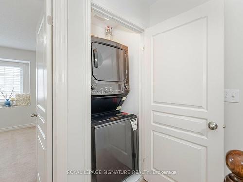 3-735 Sheppard Ave, Pickering, ON - Indoor Photo Showing Laundry Room