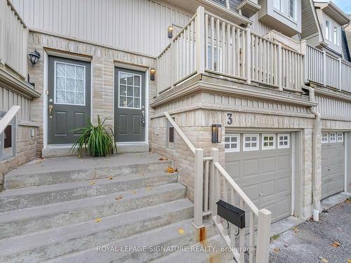 3-735 Sheppard Ave, Pickering, ON - Outdoor