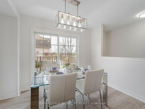 3-735 Sheppard Ave, Pickering, ON - Indoor Photo Showing Dining Room