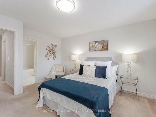 3-735 Sheppard Ave, Pickering, ON - Indoor Photo Showing Bedroom