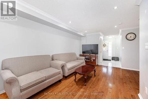 14 - 35 Malta Avenue, Brampton, ON - Indoor Photo Showing Living Room