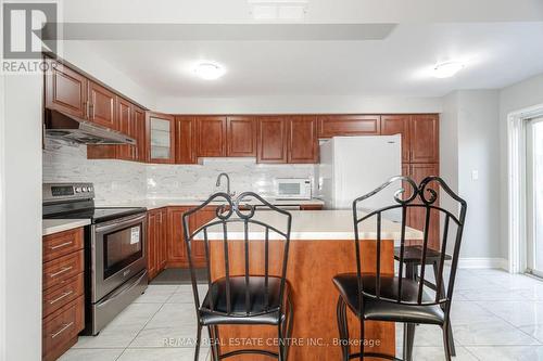 14 - 35 Malta Avenue, Brampton, ON - Indoor Photo Showing Kitchen